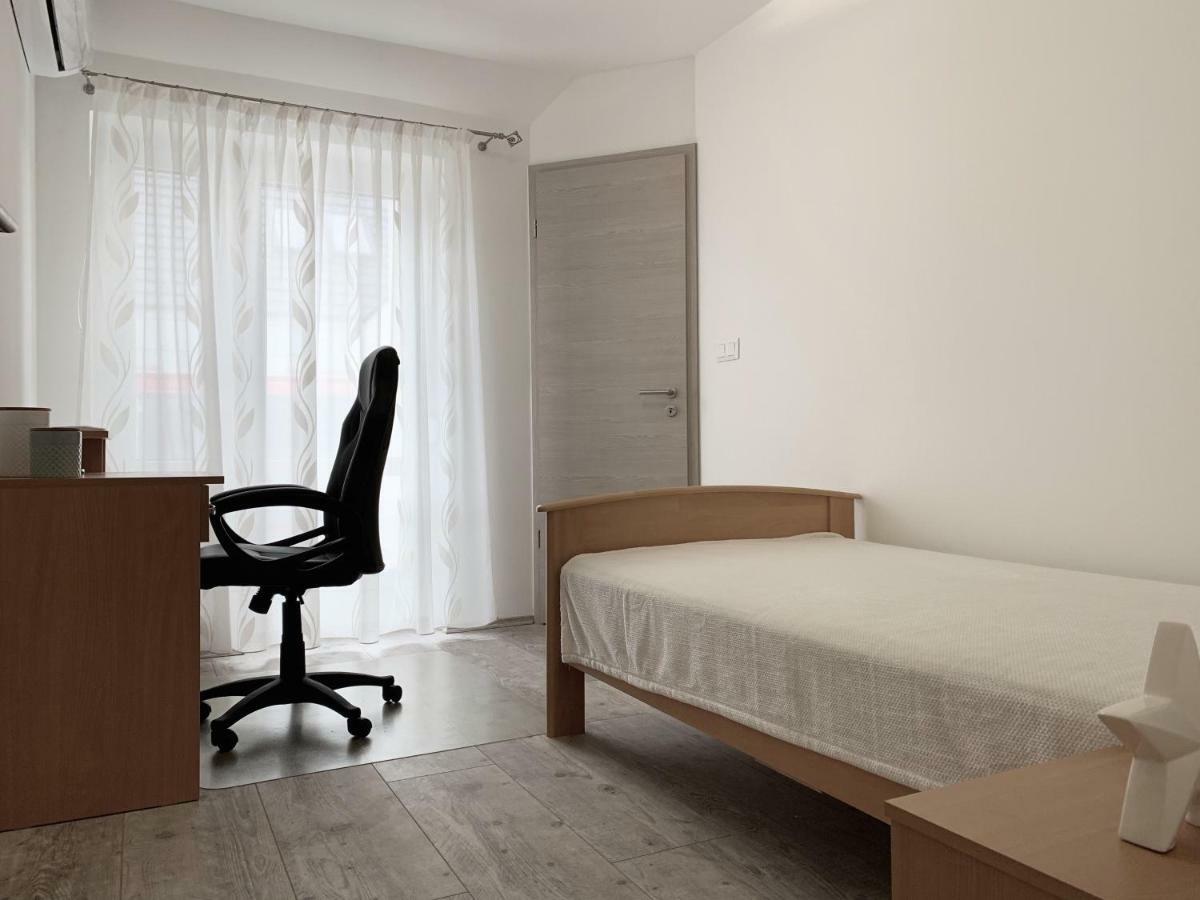 Exclusive Home - C. Apartman Pecs Exterior photo