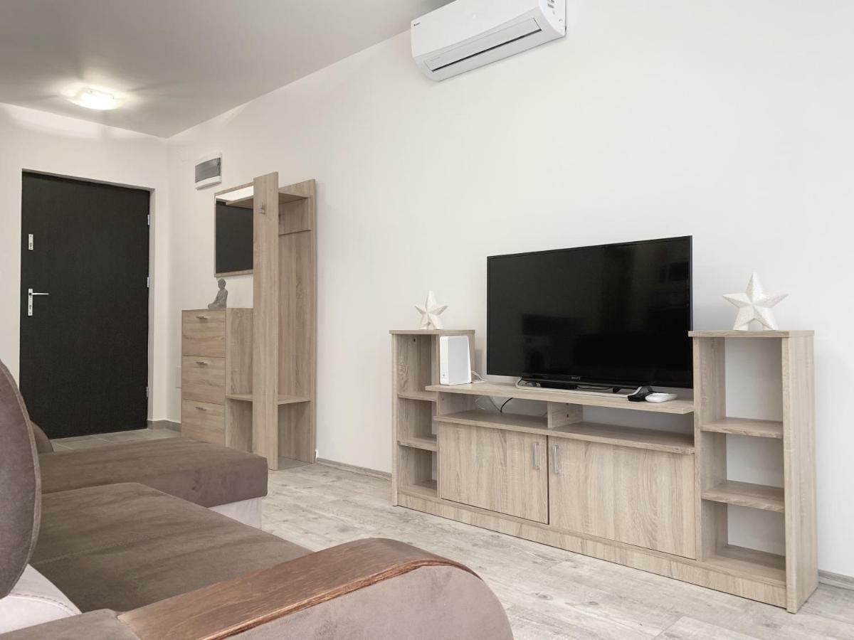 Exclusive Home - C. Apartman Pecs Exterior photo