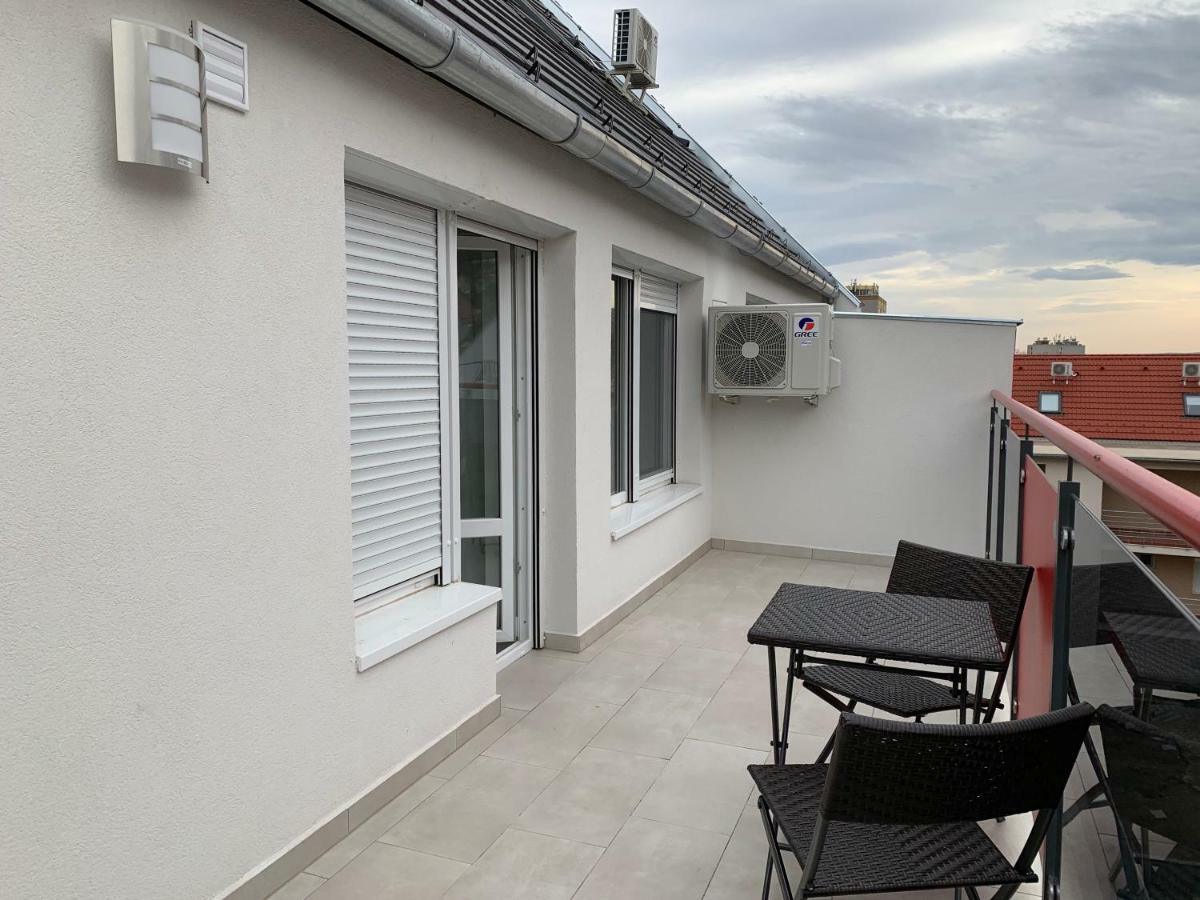 Exclusive Home - C. Apartman Pecs Exterior photo